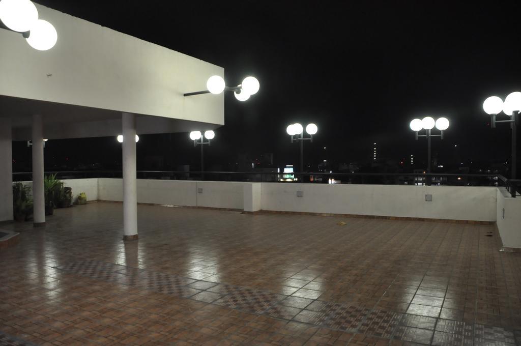 Hotel Pearls Maduráj Kültér fotó
