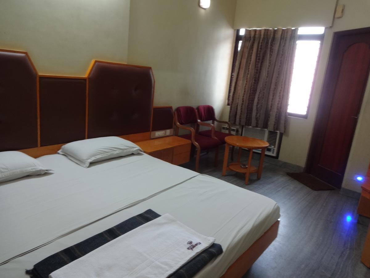 Hotel Pearls Maduráj Kültér fotó