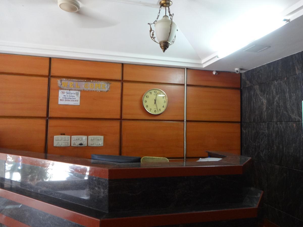 Hotel Pearls Maduráj Kültér fotó